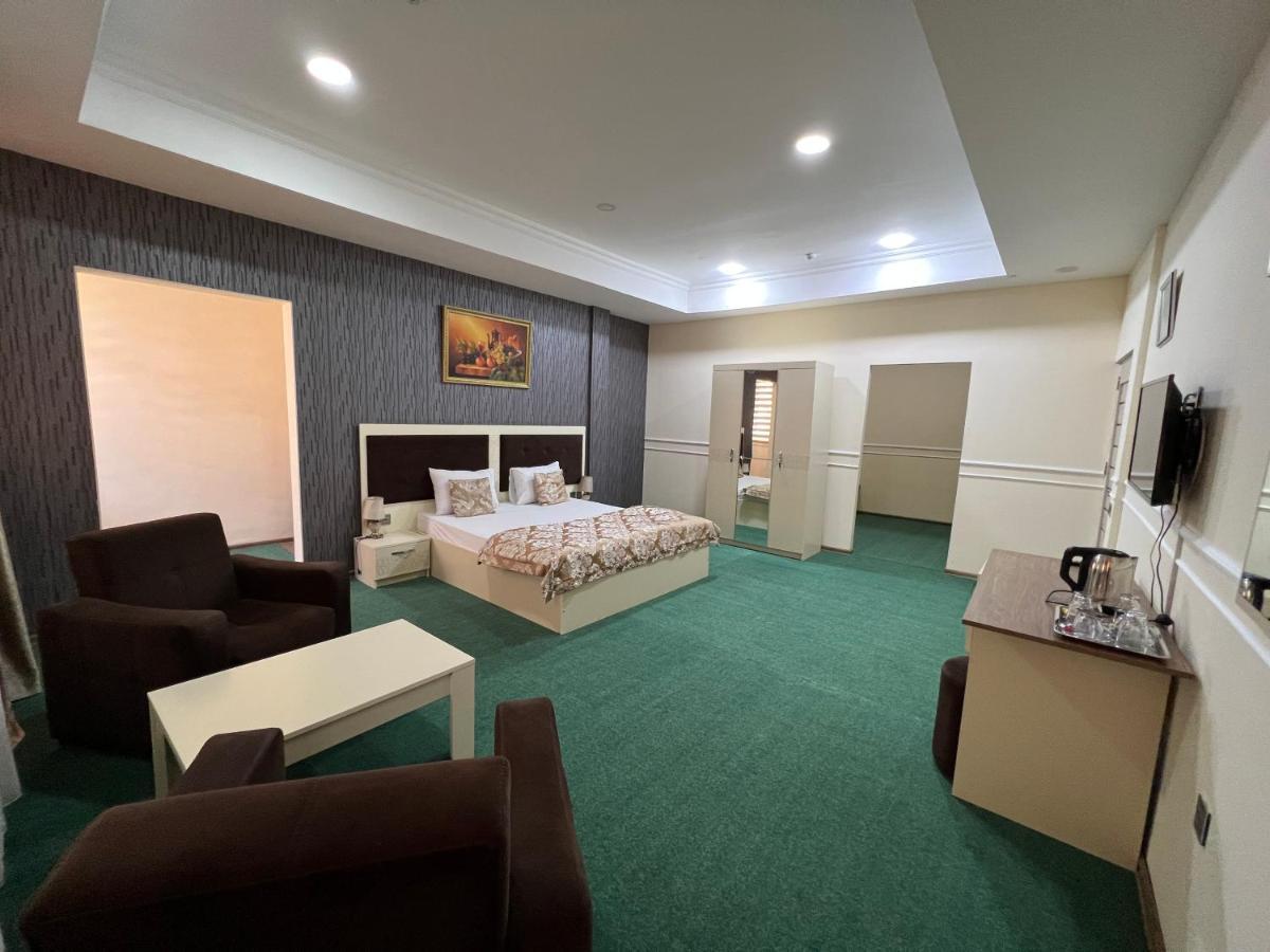 Center Khagani Hotel バクー エクステリア 写真